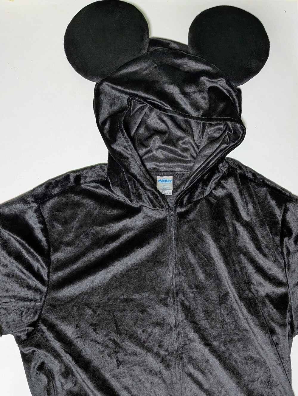 Disney Adult Mickey Costume - Picture 3 of 10